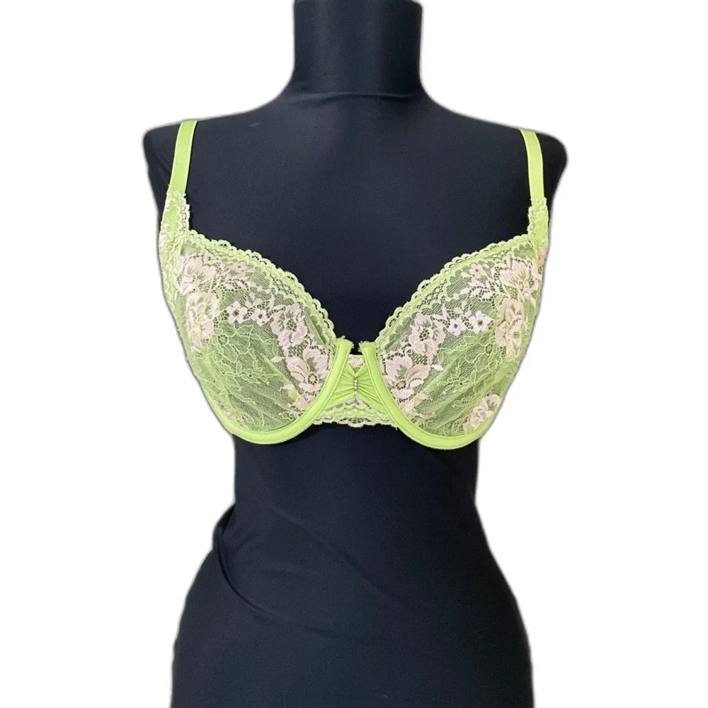 Victoria's Secret VERY SEXY Unlined Floral laced green Demi Bra. Sz 36D